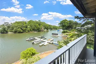 9808 Emerald Point Dr, Charlotte, NC 28278 - Photo 34