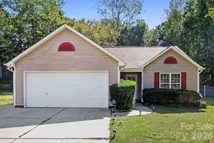 6950 Silver Garden Ln, Charlotte, NC 28216 - Photo 1
