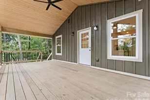 202 Lyndhurst Dr, Hendersonville, NC 28791 - Photo 12