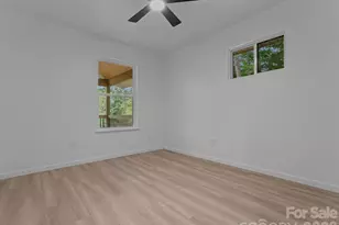 202 Lyndhurst Dr, Hendersonville, NC 28791 - Photo 10