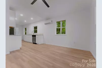 202 Lyndhurst Drive, Hendersonville, NC 28791 - Photo 14
