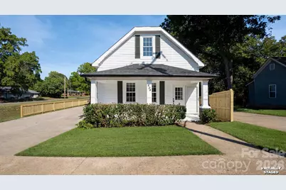 604 Oak Street, Mooresville, NC 28115 - Photo 2
