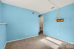 1010 Glenfiddich Dr, Charlotte, NC 28215 - Photo 16
