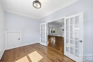 1617 Hawthorne Ln, Charlotte, NC 28205 - Photo 12
