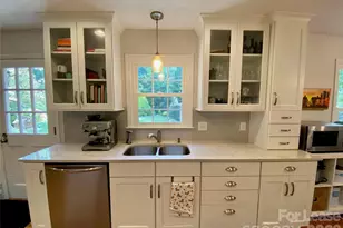 3810 Stokes Ave, Charlotte, NC 28210 - Photo 2