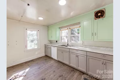 713 Lee Street, Gastonia, NC 28052 - Photo 14