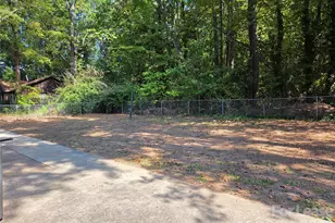 5143 Delivau Dr, Charlotte, NC 28215 - Photo 12