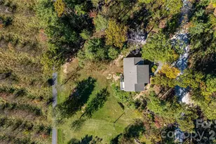 3 Edna Oaks Rd, Hendersonville, NC 28792 - Photo 36