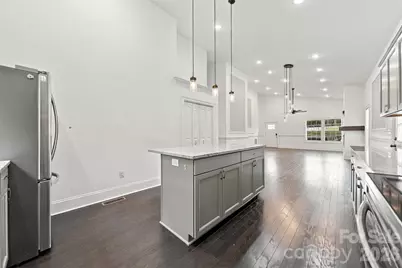 329 W F Street, Newton, NC 28658 - Photo 14