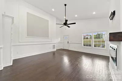 329 W F Street, Newton, NC 28658 - Photo 8