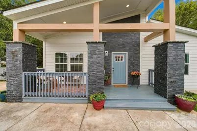 329 W F Street, Newton, NC 28658 - Photo 2