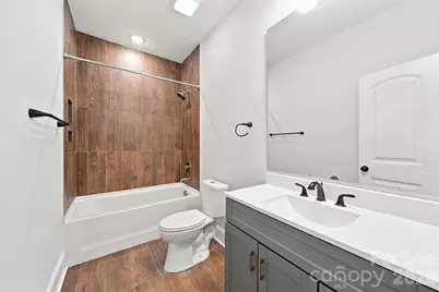 329 W F Street, Newton, NC 28658 - Photo 30