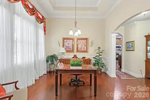 9025 Carneros Creek Rd, Charlotte, NC 28214 - Photo 6