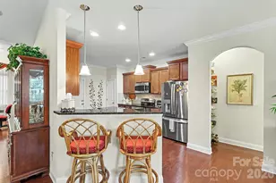 9025 Carneros Creek Rd, Charlotte, NC 28214 - Photo 10