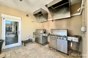 4625 Piedmont Row Dr, Charlotte, NC 28210 - Photo 28