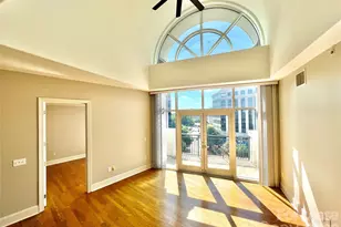 4625 Piedmont Row Dr, Charlotte, NC 28210 - Photo 8