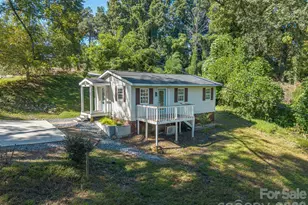 49 Livingston St, Tryon, NC 28782 - Photo 1