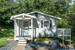 49 Livingston St, Tryon, NC 28782 - Photo 2