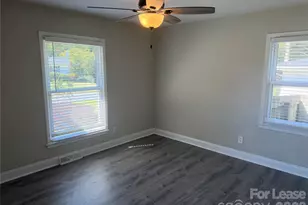 3123 Edsel Pl, Charlotte, NC 28205 - Photo 8