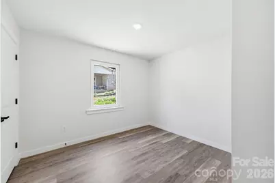 952-954 4th Street Place SE, Hickory, NC 28602 - Photo 6