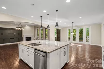 12609 Burr Oak Lane, Charlotte, NC 28278 - Photo 10