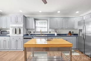 817 Sedgefield Rd, Charlotte, NC 28209 - Photo 14