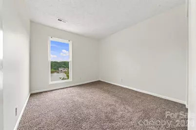 1050 21st Avenue NW #50, Hickory, NC 28601 - Photo 18