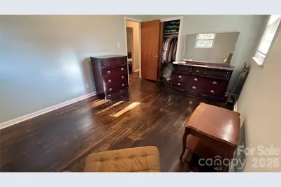 928 Beaumont Avenue, Greensboro, NC 27401 - Photo 16