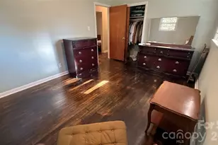 928 Beaumont Ave, Greensboro, NC 27401 - Photo 16