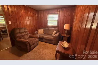 928 Beaumont Avenue, Greensboro, NC 27401 - Photo 6