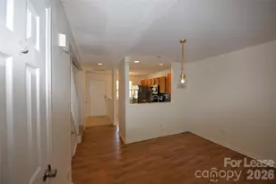 5611 Prescott Ct, Charlotte, NC 28269 - Photo 6