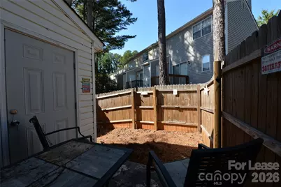 5611 Prescott Court, Charlotte, NC 28269 - Photo 18
