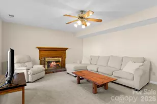 8908 Steinbeck Ct, Charlotte, NC 28216 - Photo 18