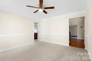 8908 Steinbeck Ct, Charlotte, NC 28216 - Photo 8
