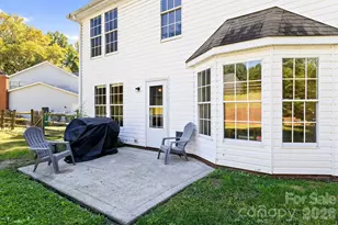 8908 Steinbeck Ct, Charlotte, NC 28216 - Photo 38
