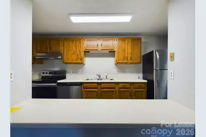 9511 Shannon Green Drive, Charlotte, NC 28213 - Photo 8
