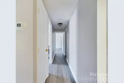 9511 Shannon Green Drive, Charlotte, NC 28213 - Photo 10