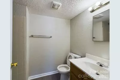 9511 Shannon Green Drive, Charlotte, NC 28213 - Photo 16