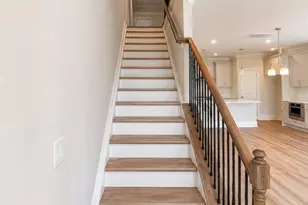 4630 Dogwood Pl, Charlotte, NC 28212 - Photo 10