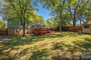 1912 Wedgedale Dr, Charlotte, NC 28210 - Photo 10