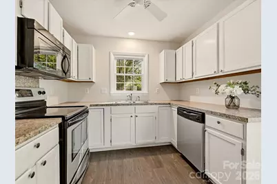 3105 Stone Orchard Place, Charlotte, NC 28209 - Photo 12