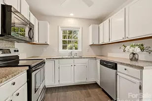 3105 Stone Orchard Pl, Charlotte, NC 28209 - Photo 12