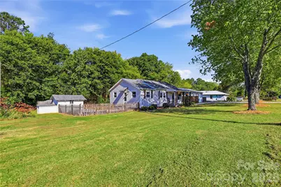 1825 Mollys Backbone Road, Sherrills Ford, NC 28673 - Photo 20