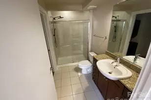 525 E 6th St, Charlotte, NC 28202 - Photo 8