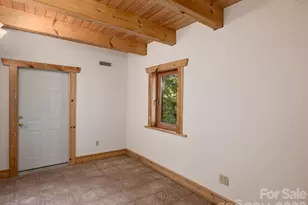 8 Edelweiss Ln, Swannanoa, NC 28778 - Photo 18