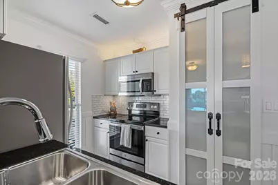 18797 Vineyard Point Lane, Cornelius, NC 28031 - Photo 16