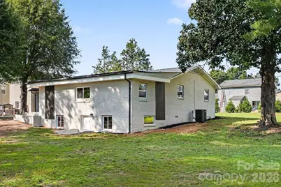 1902 19th Avenue NE, Hickory, NC 28601 - Photo 36