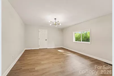 1902 19th Avenue NE, Hickory, NC 28601 - Photo 20