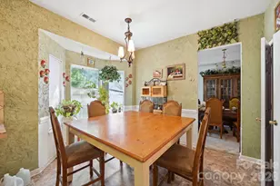 10212 Billingham Dr, Charlotte, NC 28269 - Photo 6