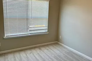10162 Ballyclare Ct, Charlotte, NC 28213 - Photo 16